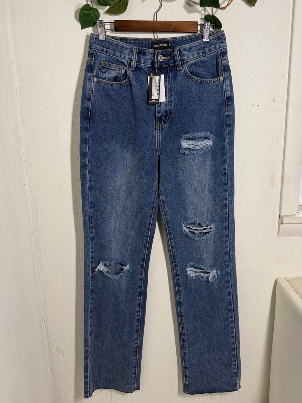 PrettyLittleThing Blue Distressed High-Rise Jeans